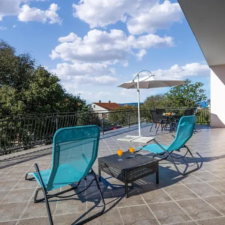 2 Bedroom In * Novi Vinodolski