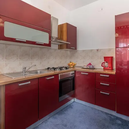 Apartament 2 Bedroom In Novi Vinodolski