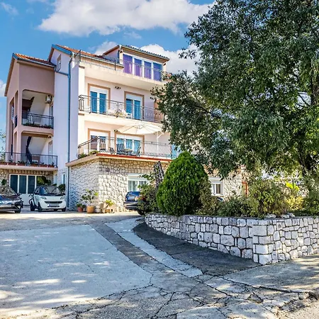 Apartmán Lovely In Novi Vinodolski