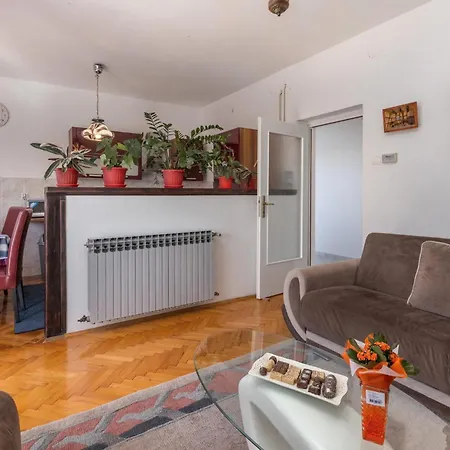 2 Bedroom In Apartament *