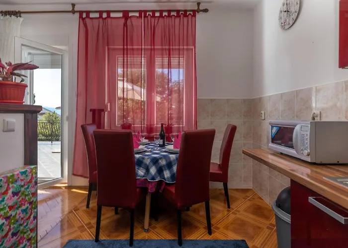 Appartamento Lovely In Novi Vinodolski