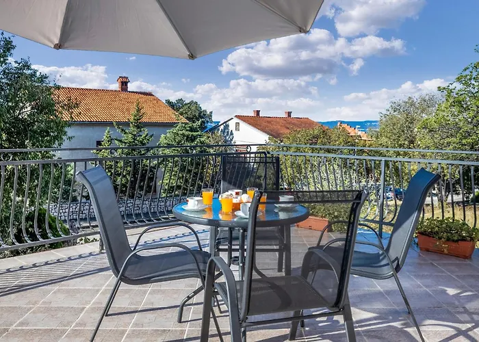 Appartamento Lovely In Novi Vinodolski